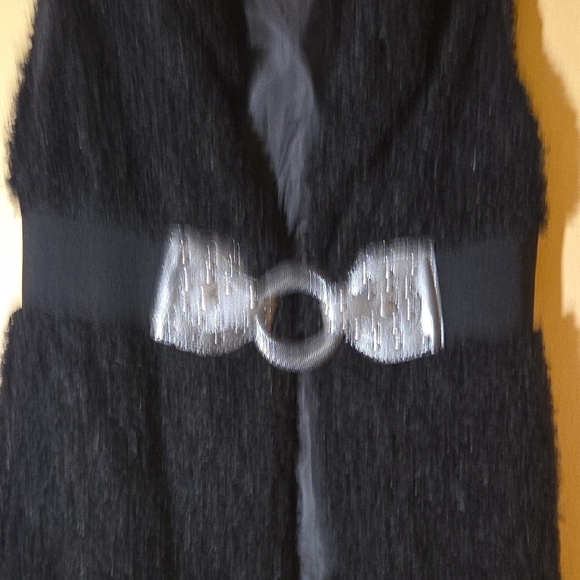 Mind Code Black Fuzzy Vest with Silver Buckle - Picture 4 of 6